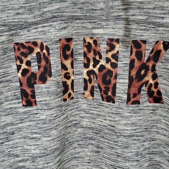 Pink hoodie - Picture 2 of 7